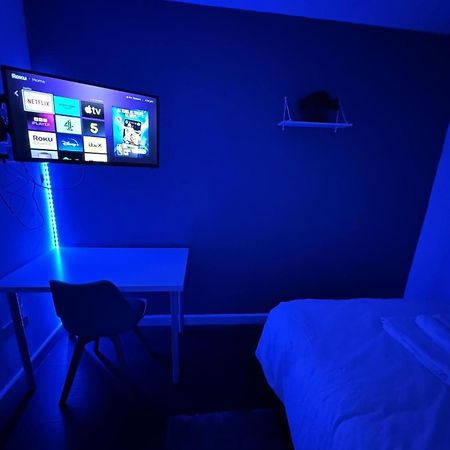 Deluxe Ensuite Double Room With Ensuite Coventry Ngoại thất bức ảnh
